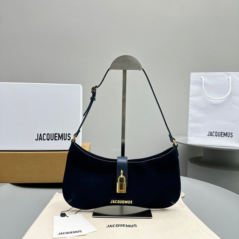 Bolsa Modelo Jacquemus Le Bisou Cadenas de Camurça