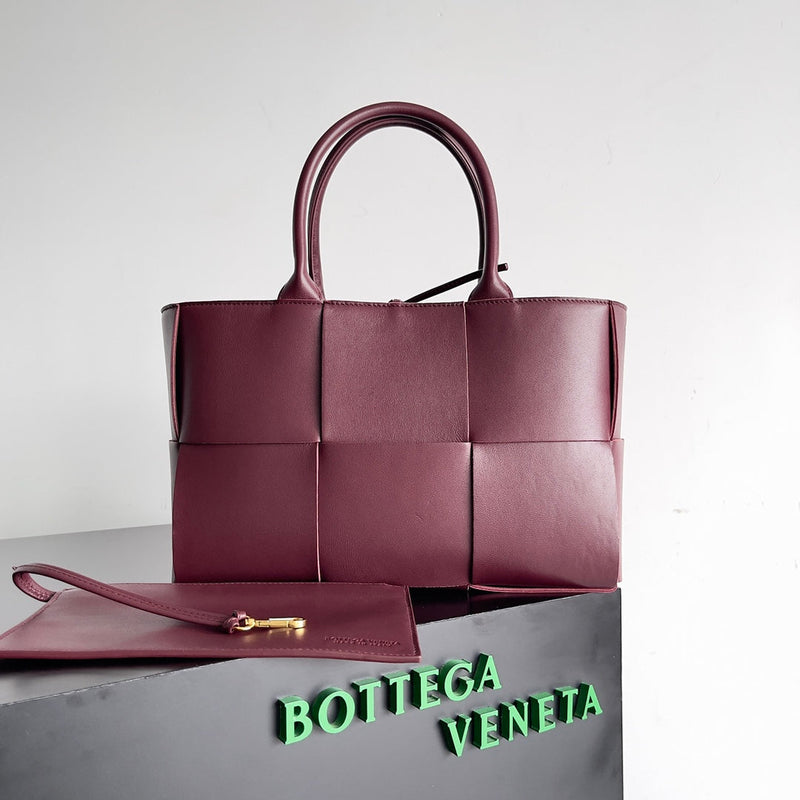 Bolsa Modelo Bottega Arco