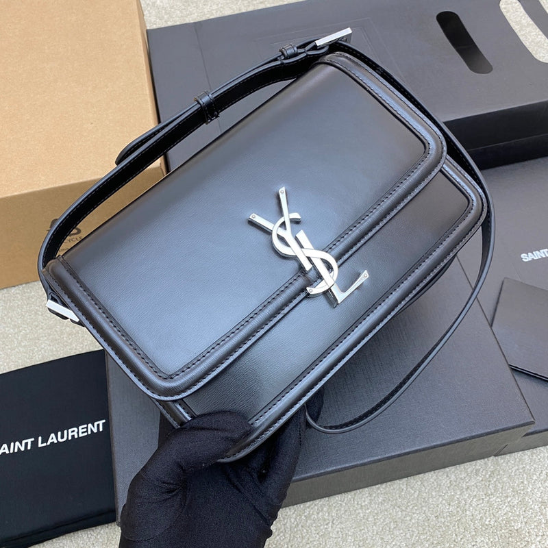 Bolsa Modelo Yves Saint Laurent  São Loureiro Couro com Logotipo