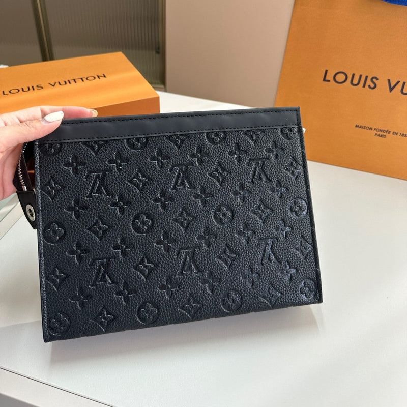 Bolsa Modelo Loui Vuitton  Pochette Jour