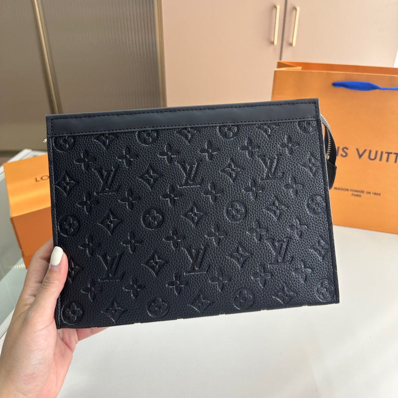 Bolsa Modelo Loui Vuitton  Pochette Jour