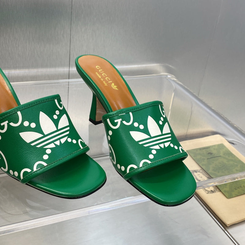 Slide Modelo Adidas X Gucci