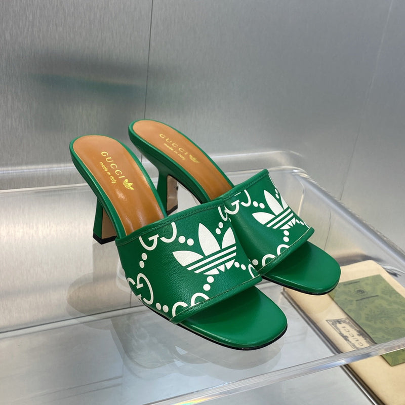 Slide Modelo Adidas X Gucci