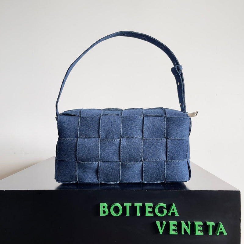 Bolsa Modelo Bottega Cassete Transversal