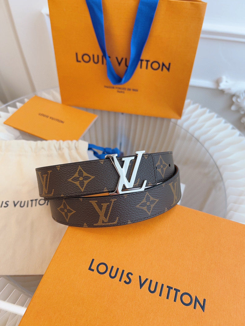 Cinto Modelo Louis Vuitton Reversível LV Initiales 30 mm