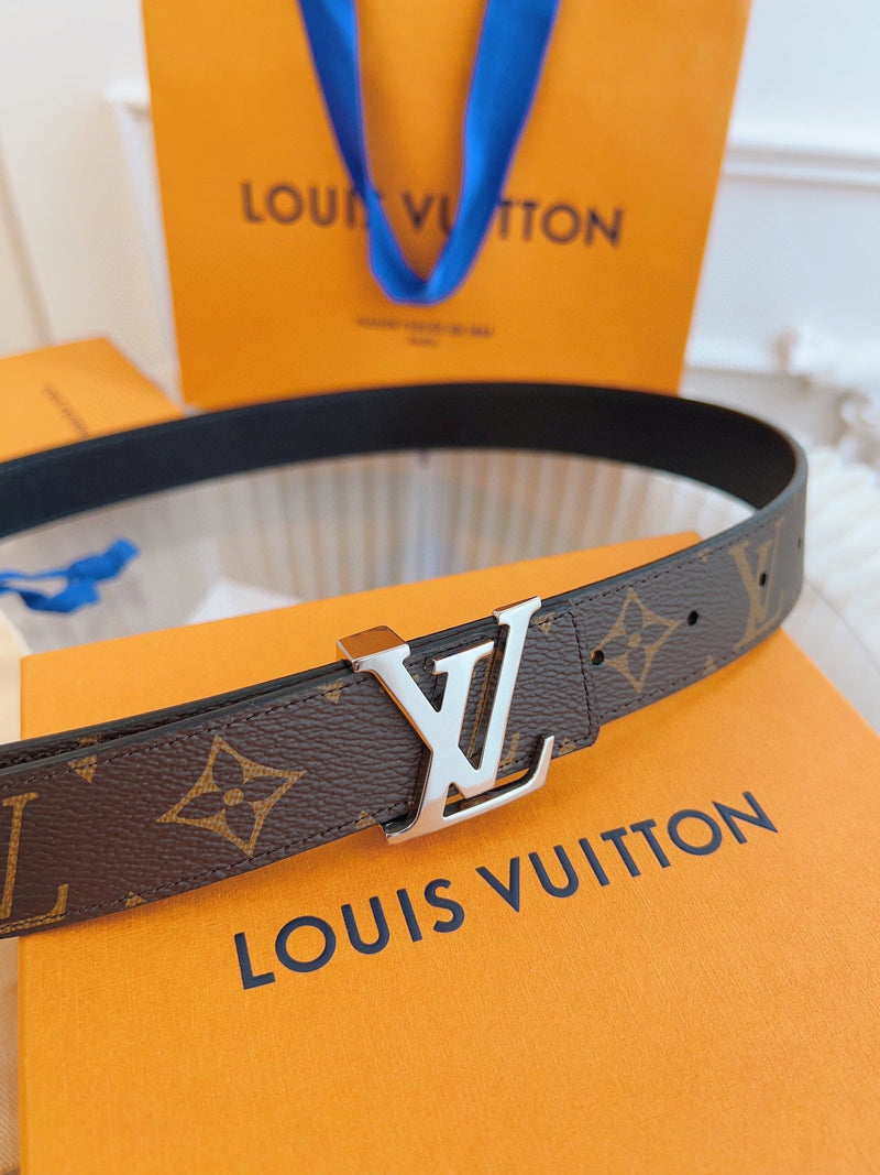 Cinto Modelo Louis Vuitton Reversível LV Initiales 30 mm