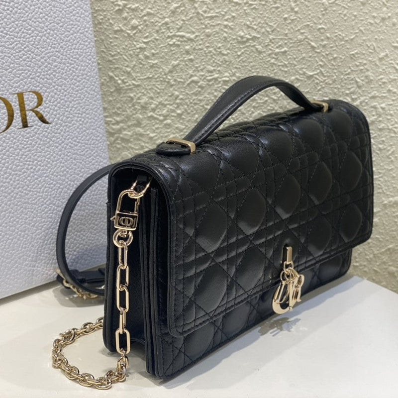 Bolsa Modelo Dior Miss Dior