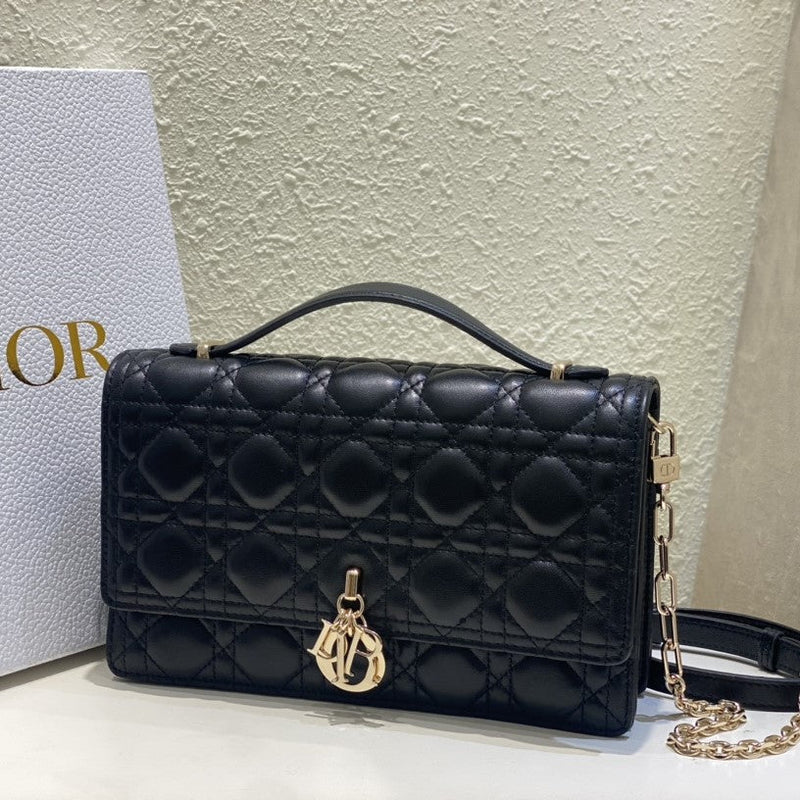 Bolsa Modelo Dior Miss Dior