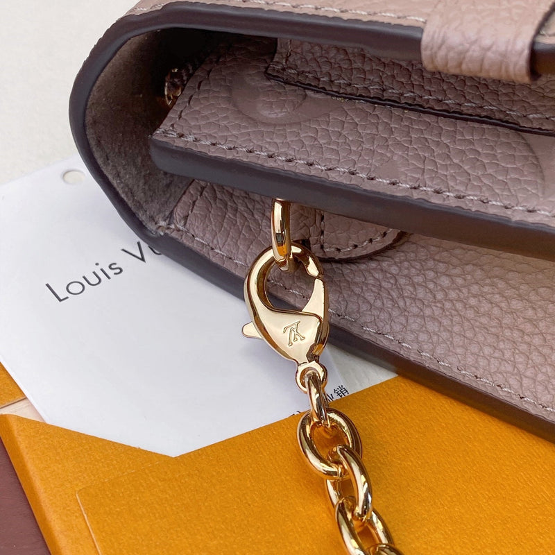 Bolsa Modelo Louis Vuitton Vavin PM