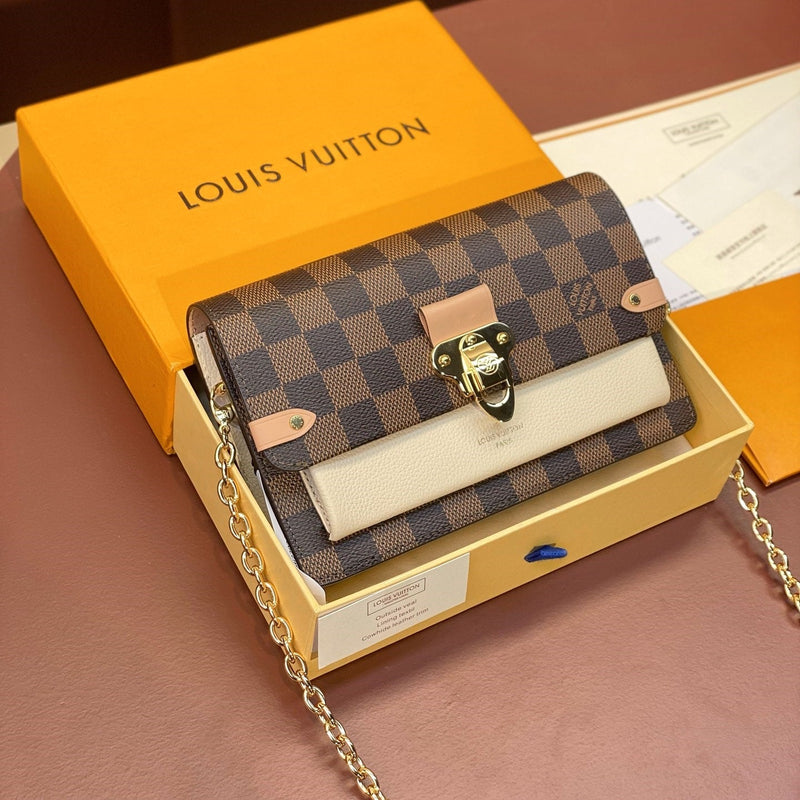 Bolsa Modelo Louis Vuitton Vavin PM