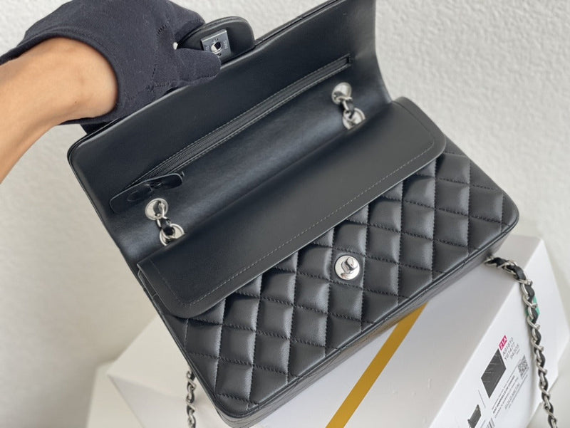 Bolsa Jumbo Classic Double Flap Lambskin Chanel