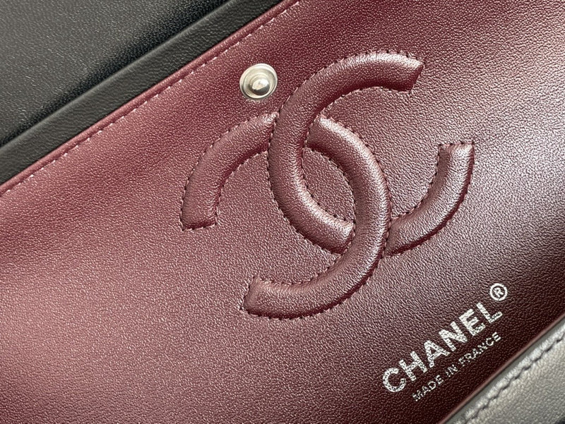 Bolsa Jumbo Classic Double Flap Lambskin Chanel